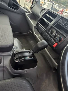 2017- HINO 300-815 DROPSIDE BODY TRUCK- T364