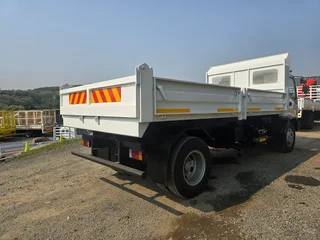 2007- ISUZU FSR700 TIPPER TRUCK- T806