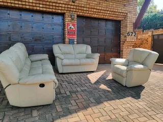 Genuine leather recliners (3.2&amp;1) used