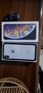 Iphone XS Maxi 64gb,battery healthiness 100(replaced)