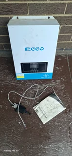 48/5500watts Ecco Hybrid inverter with built-in mppt solar controller