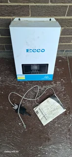 48/5500watts Ecco Hybrid inverter with built-in mppt solar controller