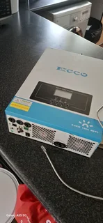 48/5500watts Ecco Hybrid inverter with built-in mppt solar controller