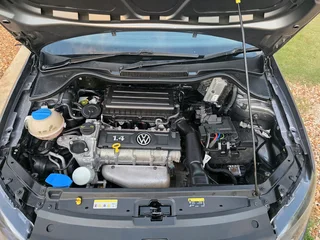 2014 vw polo 250 1.4 trendline