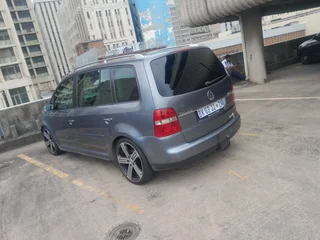 2006 Volkswagen Touran Hatchback