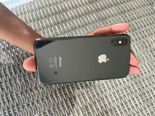 Black Iphone XS 64GB