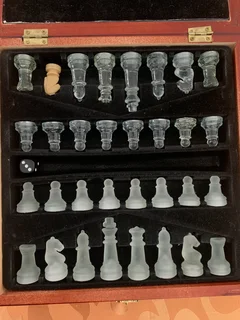 Glass chess with wooden case