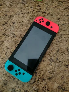 Nintendo Switch Console Bundle - Excellent Condition