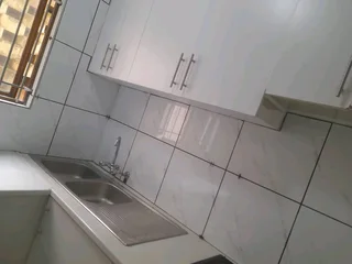 quality painter/ tiler / handyman available for work