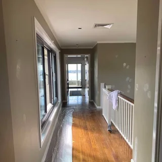 specialist painter/ tiler/ handyman looking for work