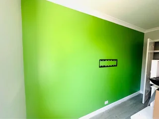 good quality painter/ tiler/ handyman available