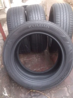 4x 225/55/r18 Kumho Tyres 95% Tread Life Is Available Now In Stock Call Paul 0632489024