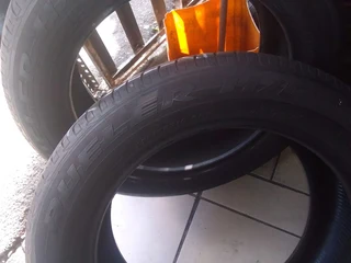 2x 225/55/R18 BRIDGESTONE DUELER H P TYRES 90% TREAD LIFE CALL PAUL 0632489024