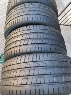 4x 285/40/R21 PIRELLE P ZERO NORMAL TYRES 90% TREAD LIFE CALL PAUL 0632489024