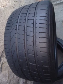 2x 315/30/r22 Pirelle P Zero Normal Tyres 90% Tread Life Call Paul 0632489024