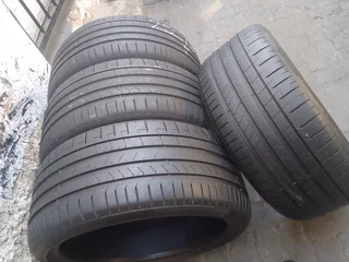 4x 255/35/R20 PIRELLE P ZERO NORMAL TYRES 95%TREAD LIFE CALL PAUL 0632489024