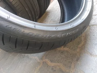 4x 255/35/R20 PIRELLE P ZERO NORMAL TYRES 95%TREAD LIFE CALL PAUL 0632489024