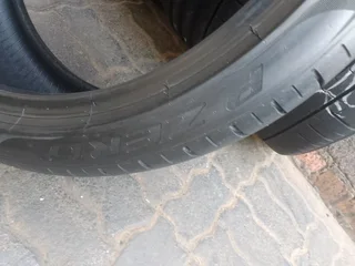 4x 255/35/R20 PIRELLE P ZERO NORMAL TYRES 95%TREAD LIFE CALL PAUL 0632489024