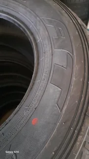 4x 265/65/17 DUNLOP GRAND TRACK AT 25