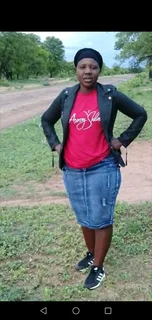 Am urgently seeking a job stay in or out as helper cleaner nanny maid ironing cooking