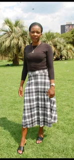 Am desperate looking a job stay in or out as helper cleaner nanny maid ironing lady cooking