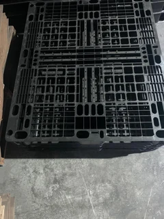 PLASTIC PALLETS FOR SALE