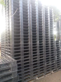 Heavy Duty Plastic Pallets for sale
