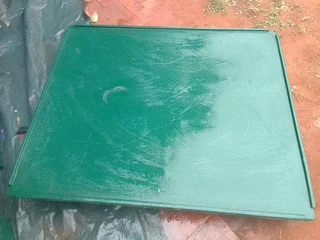 Massive plastic pallet sale