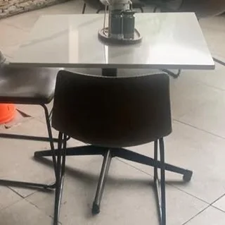 Granite Restuarant  Tables