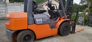 For sale:Toyota hyster forklift 130K