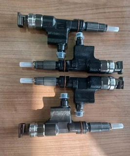 Hino 300 Truck Diesel Injectors For Sale With Warranty
