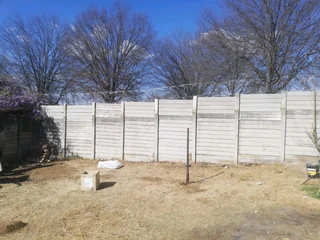 Precast walling and repairs