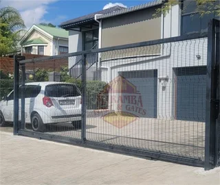 Fence,  Gates and Burglar Proofing Specialist