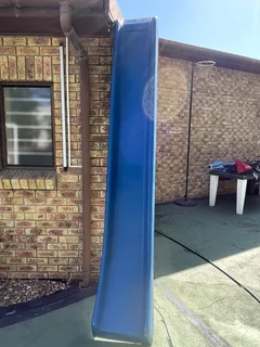 Jungle gym slide