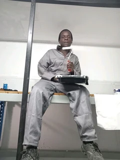 HANDYMAN LOOKING FOR WORK