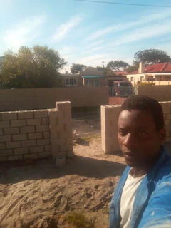 Building and renovations handyman