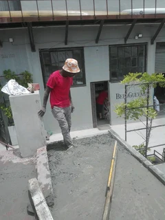 Building and renovations handyman