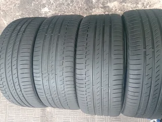 Set of 245/45/19 continental normal tyers 80%