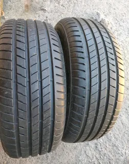 Two 245/50/19 Bridgestone runfalt like new