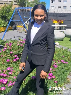 Friendly and experienced individual looking for a receptionist,Cleaning and Caregiving work