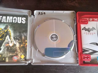 Infamous ps3 game physical disc