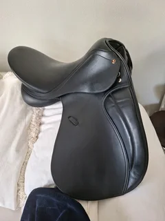 Argo Dressage Saddle