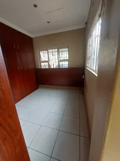 Outbuilding for rent