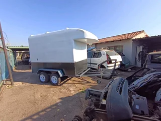 Huge trialer for sale Call or WhatsApp me 073 782 0177