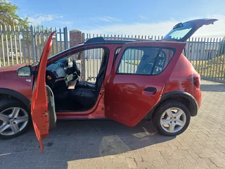 2016 Renault Sandero Hatchback