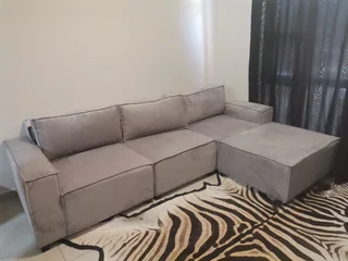 GOOD QUALITY MODULAR 4PCE FOR ONLY R7500