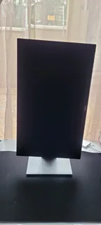 DELL MONITOR 24-inch boardless