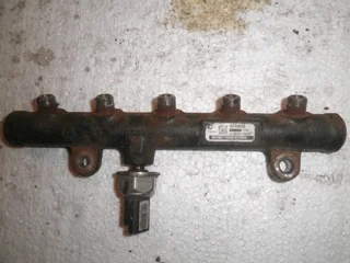 Ford focus tdci 2.0 mk2 fuel rail