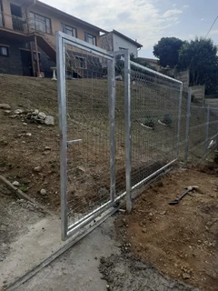 CLEAR VU FENCE