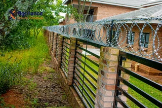 RAZOR WIRE FENCE